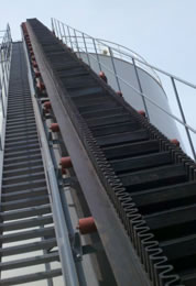 新鄉(xiāng)國(guó)盛皮帶機(jī)廠(chǎng)家